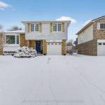 4-bedroom detached home for sale in Peel — 33 Groveland Crescent (Photo 4)