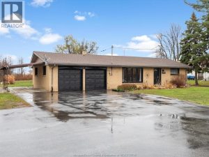 3-bedroom home for sale in Tecumseh — 3438 Manning Road