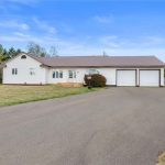 3-bedroom detached home for sale in Middlesex — 346 Wharncliffe Road (Photo 1)
