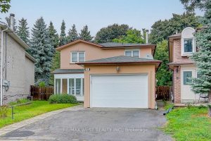 4-bedroom detached home for rent in Vaughan — 34 Park Lane Circle