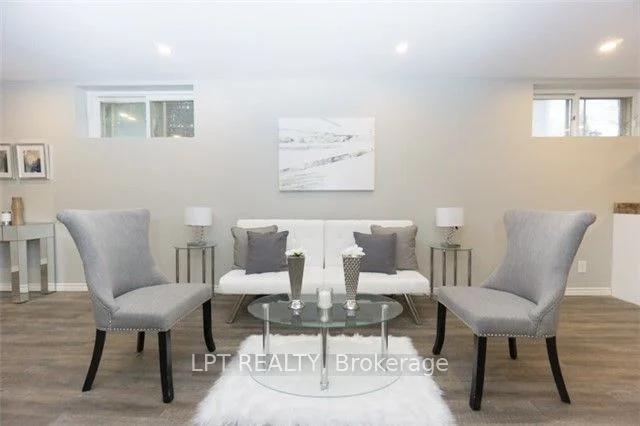 2-bedroom detached home for rent in Oshawa — 358 Adelaide Avenue S (Photo 1)