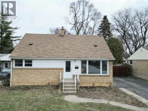 5-bedroom home for sale in Windsor — 3672 Morris Drive