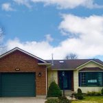 3-bedroom detached home for sale in Niagara — 3681 Sussex Lane (Photo 2)