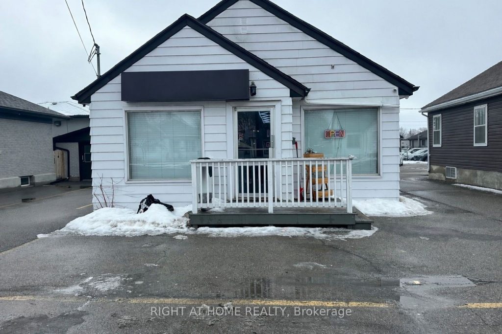 Studio commercial retail home for sale in Brantford — 36 Charing Cross Street (Photo 1)