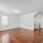 5-bedroom home for sale in Niagara — 36 River Street (Photo 2)