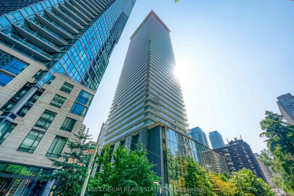 2-bedroom condo apartment for sale in Toronto — 3704 - 33 Charles Street E (Photo 1)