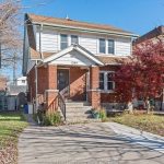 3-bedroom home for sale in Windsor — 3759 Whitney (Photo 4)