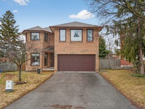 4-bedroom detached home for sale in Toronto — 37 Artisan Place