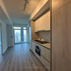 1-bedroom condo apartment for rent in Toronto — 3815 - 180 Front Street S