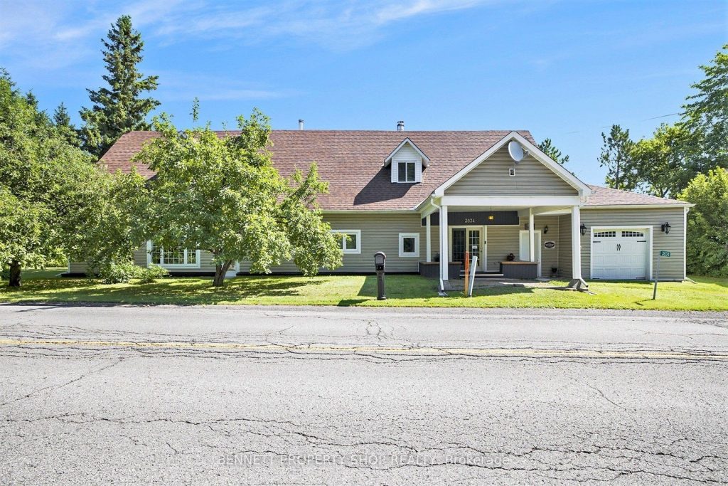 5-bedroom detached home for sale in Ottawa — 3834 Woodkilton Road (Photo 1)