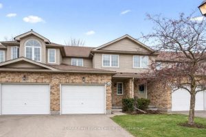3-bedroom condo townhouse for sale in Wellington — 38 - 210 Dawn Avenue