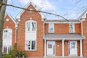 3-bedroom condo townhouse for rent in Durham — 39 - 10 Bassett Boulevard