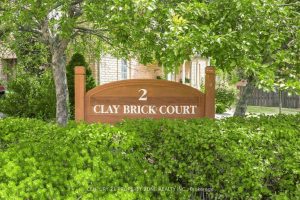 3-bedroom condo townhouse for sale in Brampton — 39 - 2 Clay Brick Court