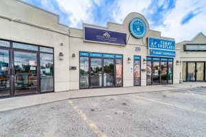 Studio commercial retail home for rent in Richmond Hill — 3 - 200 Simcoe Avenue