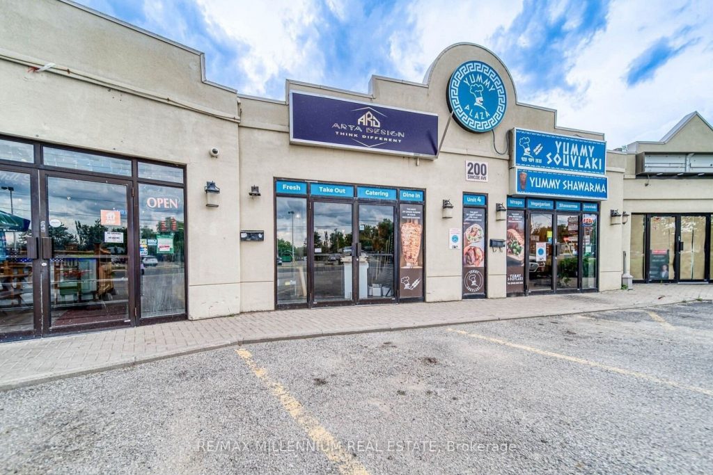 Studio commercial retail home for rent in Richmond Hill — 3 - 200 Simcoe Avenue (Photo 1)