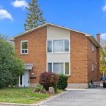 3-bedroom triplex home for rent in Ottawa — 3 - 72 Jolliet Avenue (Photo 3)