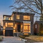 4-bedroom detached home for sale in Toronto — 3 Holmstead Avenue (Photo 4)