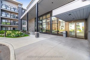1-bedroom condo apartment for sale in Peel — 401 - 3170 Erin Mills Parkway