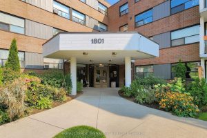 2-bedroom condo apartment for sale in Toronto — #405 - 1801 O'connor Drive