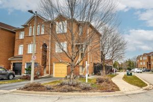 2-bedroom att/row/townhouse for sale in Peel — 408 Fairgate Way