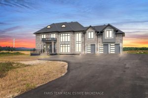 6-bedroom detached home for sale in Grey County — 409381 Grey Road 4 N/a