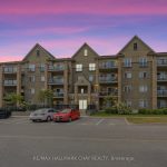 1-bedroom condo apartment for rent in Barrie — 409 - 41 Ferndale Drive S (Photo 1)