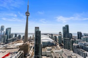 3-bedroom condo apartment for sale in Toronto — 4106 - 15 Mercer Street