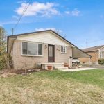 3-bedroom home for sale in Chatham — 410 Mcnaughton Avenue East (Photo 4)