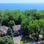 4-bedroom detached home for sale in Halton — 4180 Lakeshore Road (Photo 2)