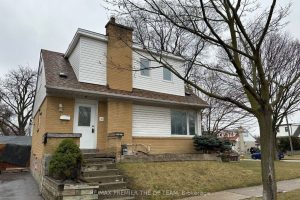 3-bedroom detached home for sale in Toronto — 41 Tofield Crescent