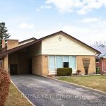 3-bedroom detached home for sale in Toronto — 41 Tofield Crescent (Photo 4)