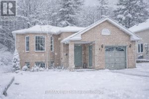 5-bedroom home for sale in Wasaga Beach — 41 Wesley Avenue