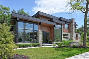 4-bedroom detached home for sale in Halton — 421 Chartwell Road