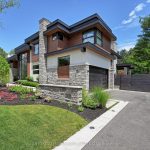 4-bedroom detached home for sale in Halton — 421 Chartwell Road (Photo 2)
