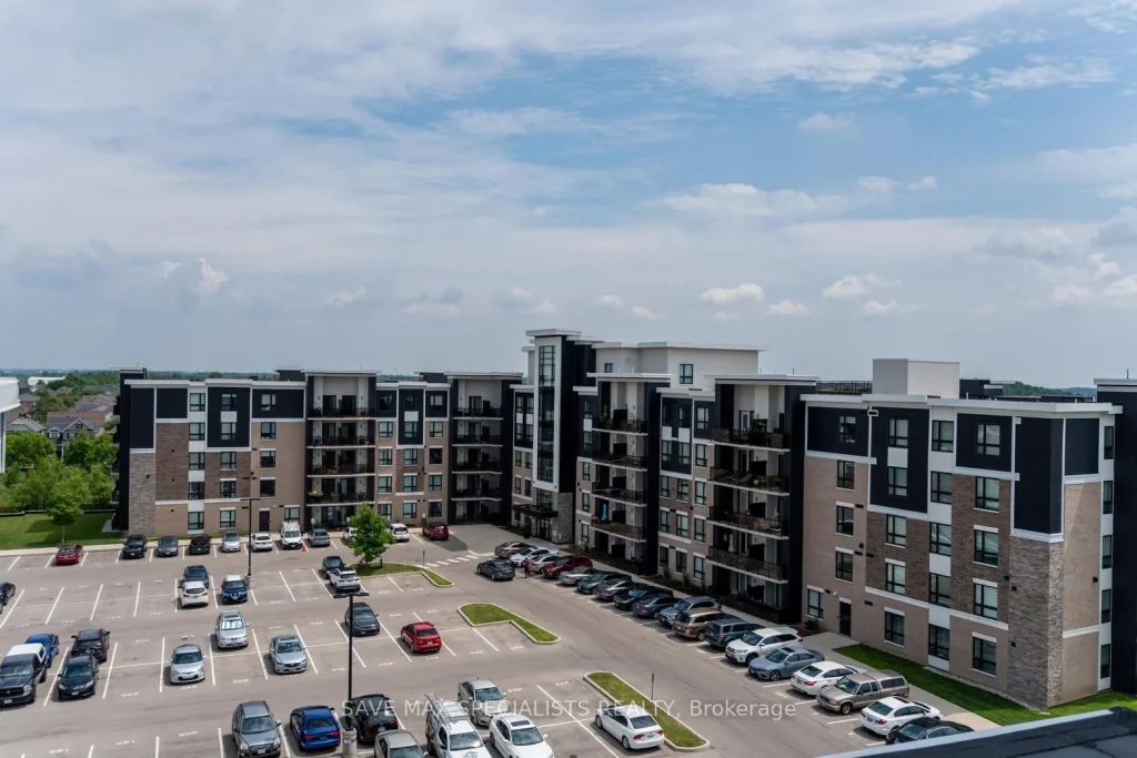 2-bedroom condo apartment for rent in Milton — 422 - 640 Sauve Street (Photo 1)