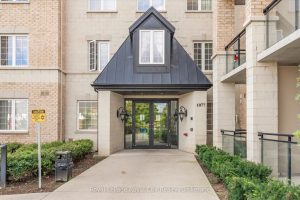 1-bedroom condo apartment for sale in Wellington — 429 - 1077 Gordon Street