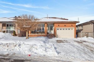 3-bedroom detached home for sale in Hamilton — 42 Lasila Court