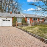 3-bedroom detached home for sale in Hamilton — 42 Lasila Court (Photo 4)