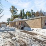 3-bedroom mobiletrailer home for sale in Prescott And Russell — 435 - 8250 County Road 17 Road (Photo 2)