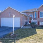 3-bedroom detached home for sale in Niagara — 4393 Tamarac Avenue (Photo 4)