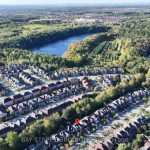 4-bedroom detached home for sale in York — 43 English Oak Drive (Photo 2)