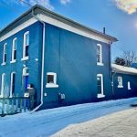 8-bedroom detached home for sale in Brantford — 44 Albion Street (Photo 2)