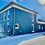 8-bedroom detached home for sale in Brantford — 44 Albion Street (Photo 4)