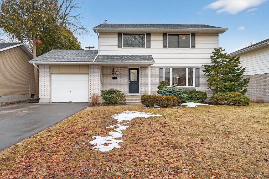 4-bedroom detached home for sale in Frontenac — 44 Casterton Avenue (Photo 1)