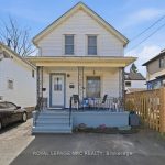 3-bedroom detached home for sale in Niagara — 4593 Park Street (Photo 4)