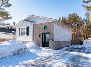 2-bedroom detached home for sale in Renfrew — 45 Brumm Road