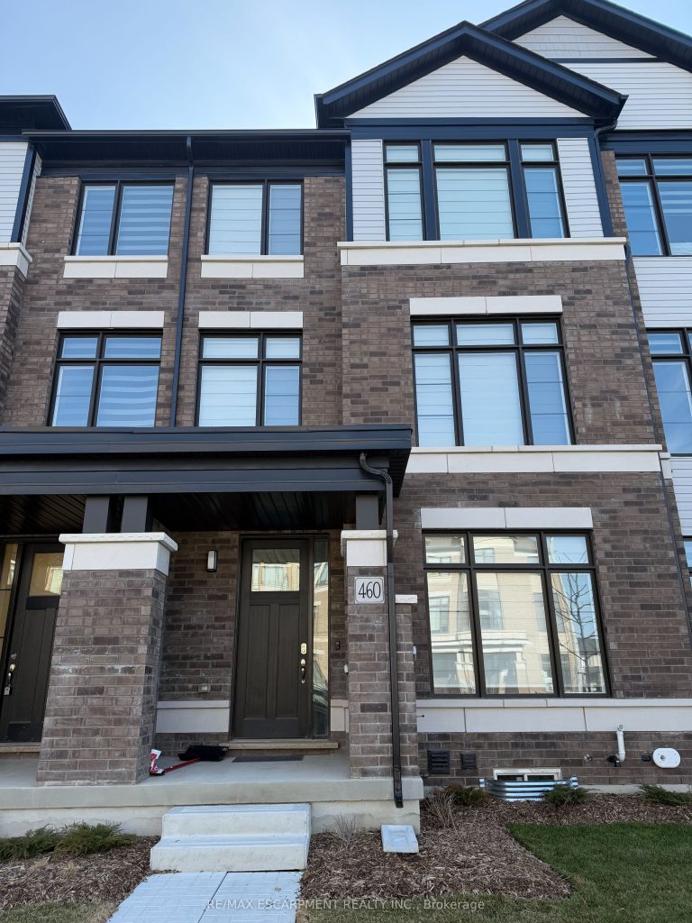 3-bedroom att/row/townhouse for rent in Hamilton — 460 Provident Way (Photo 1)