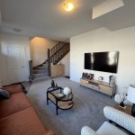 3-bedroom att/row/townhouse for rent in Hamilton — 460 Provident Way (Photo 2)