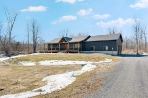 3-bedroom detached home for sale in Frontenac — 4711 Bellrock Road