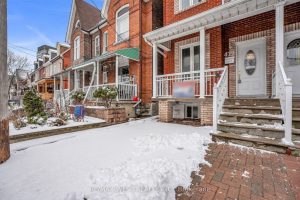 4-bedroom att/row/townhouse for sale in Toronto — 472 Symington Avenue